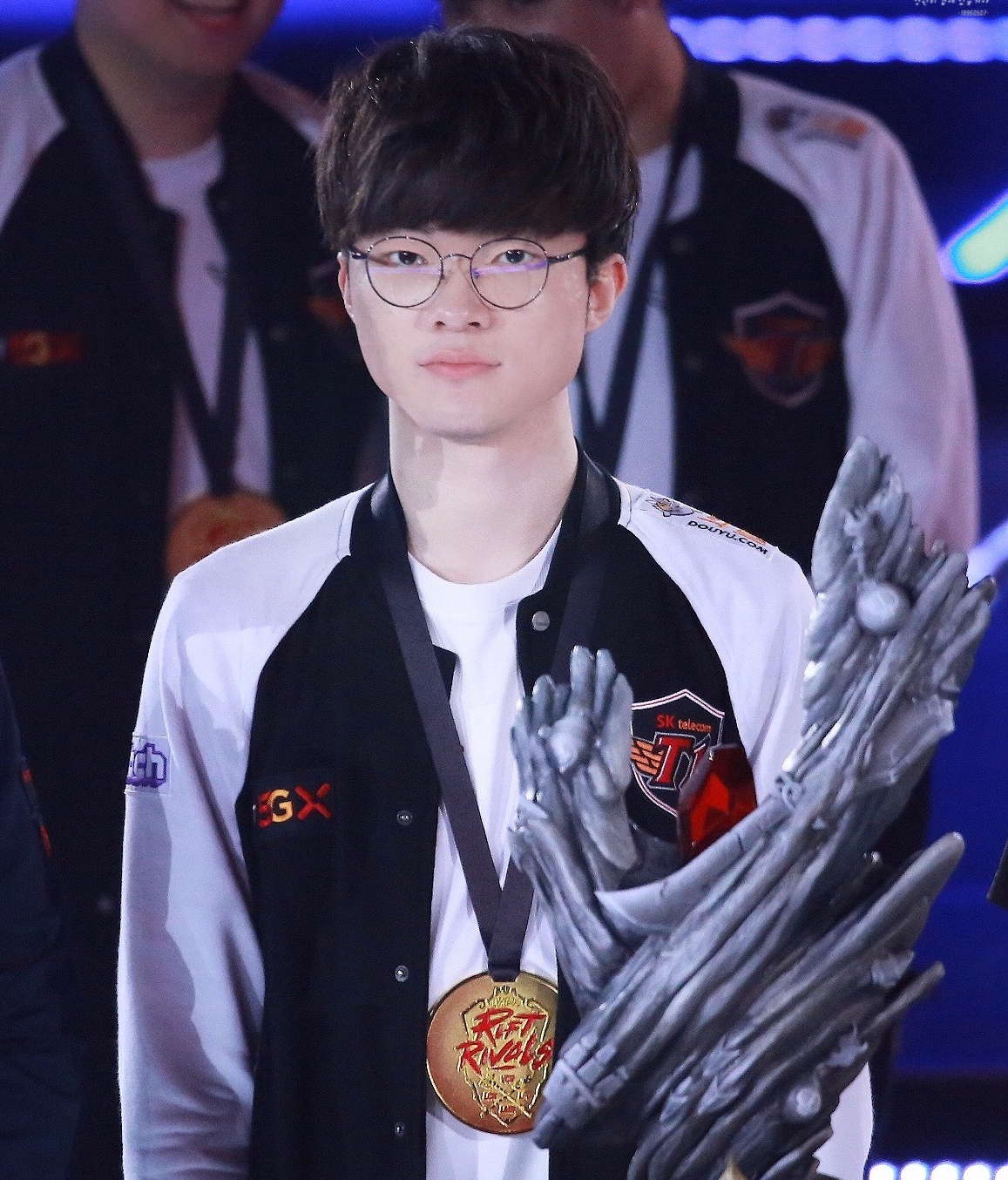 DOTA2分析师谈TI11俄语转播权：别最后钱全花在买版权上