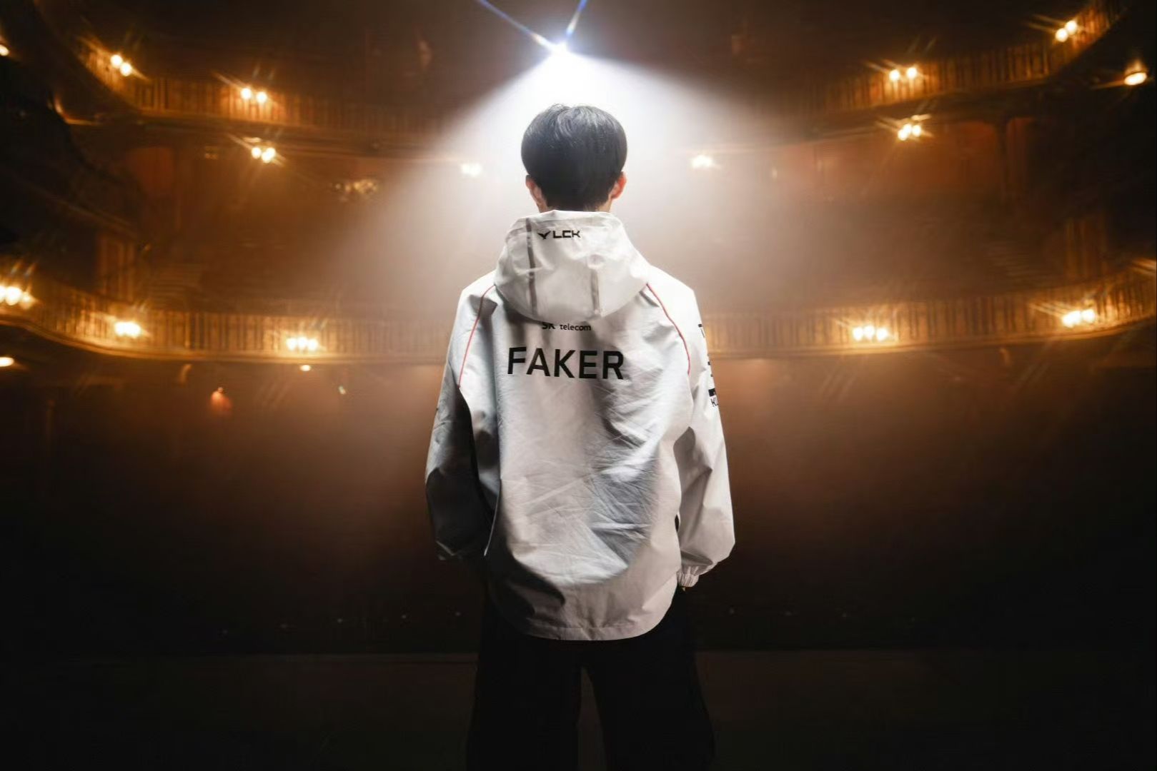 梅西和阿圭罗的俱乐部暂停CS2参赛，释放球员