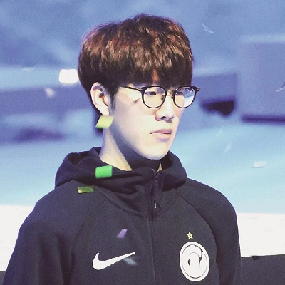 xertioN 与 Mouz 延长合同；