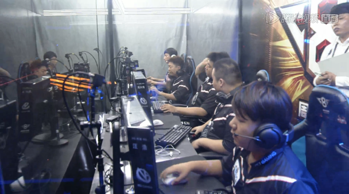 NiKo赛后：输比赛并非malbsMd问题，我打得也很差