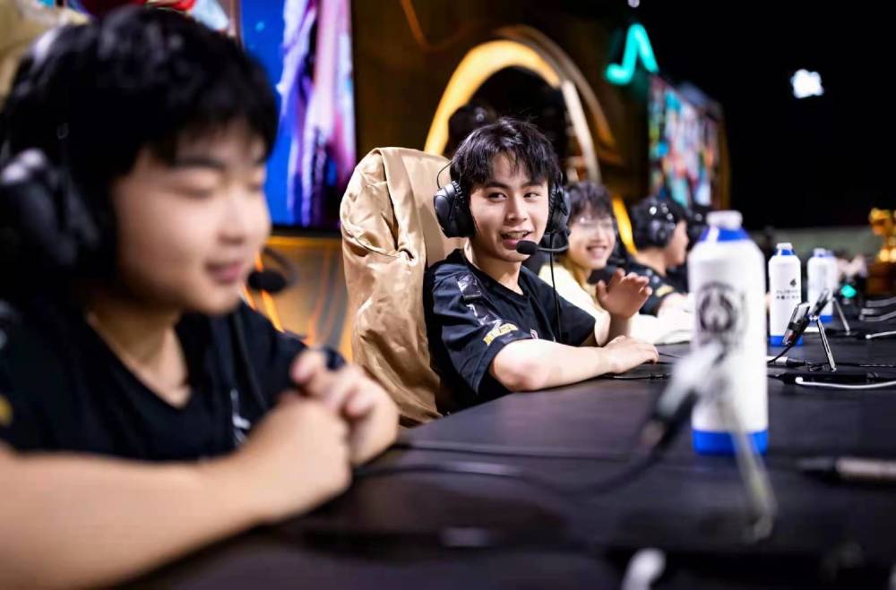 LPL夏季赛开幕战数据回顾：IG再次发出第一枪